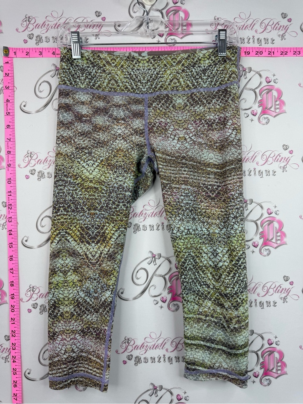 Vimmia capri pants blue green brown Multi-Color Snake-Print Capris
